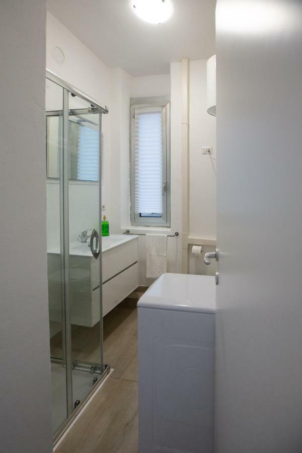 Apartment Via Treviso 6 Мілан Екстер'єр фото